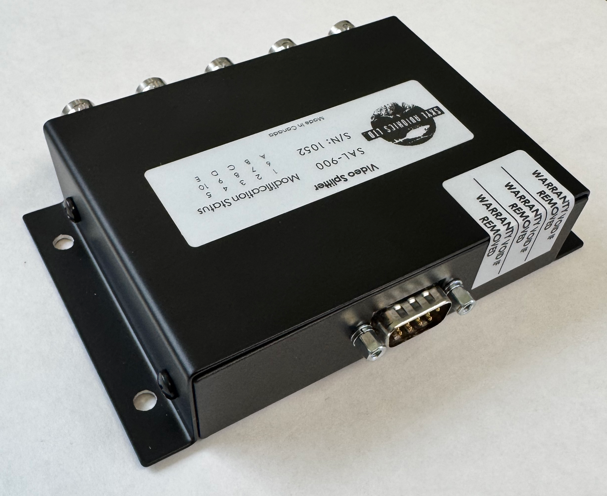 SAL-900 video splitter